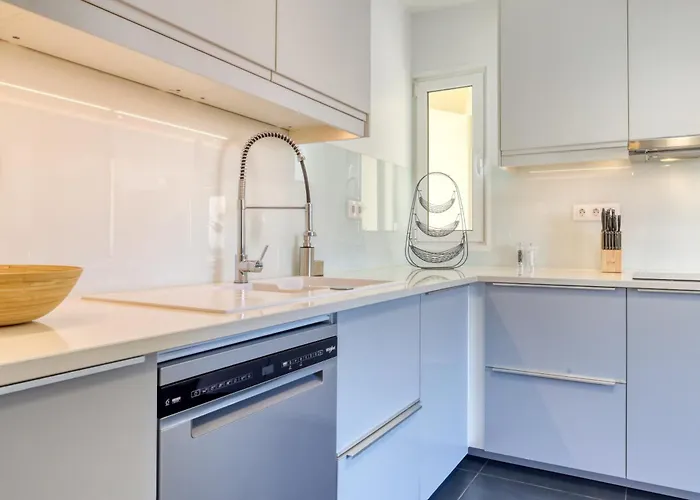 Panoramic View, A In Madeira * Funchal (Madeira)